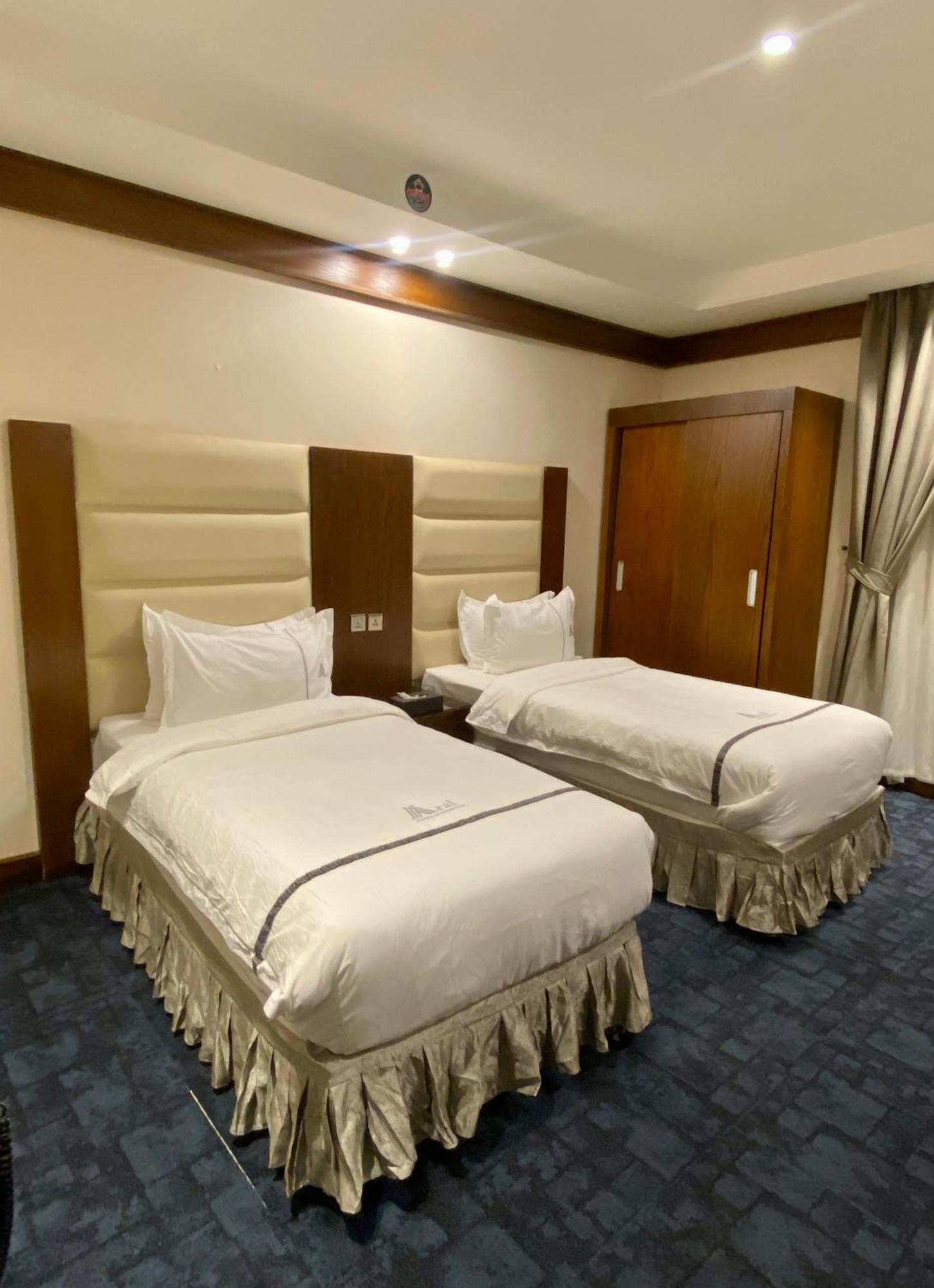Aral Hotel Apartments Tabuk Extérieur photo