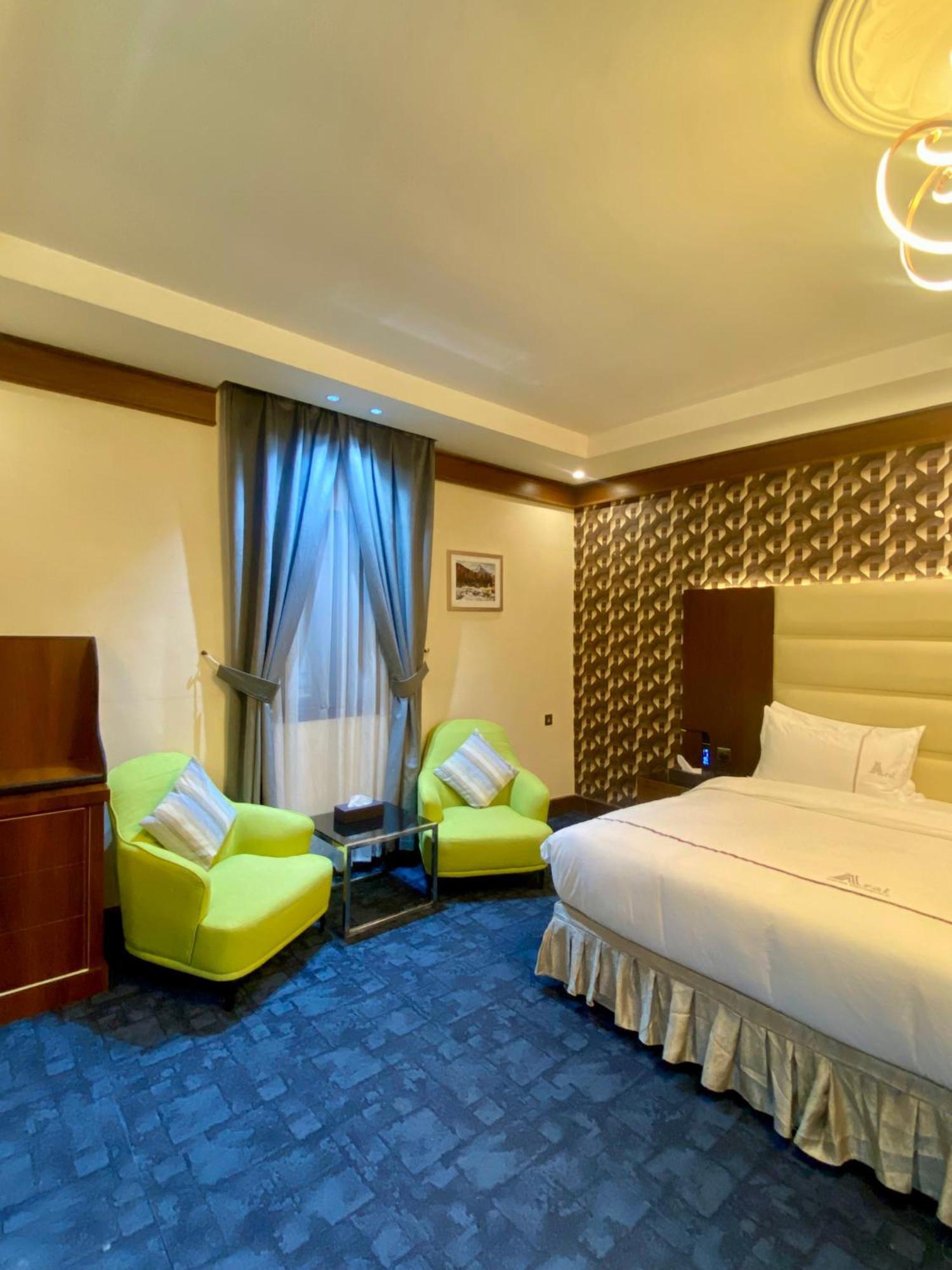 Aral Hotel Apartments Tabuk Extérieur photo